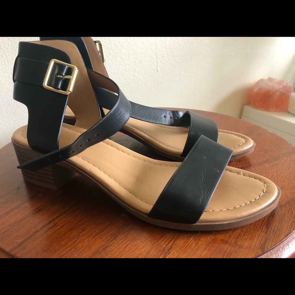 Lauras Boutique Sandals